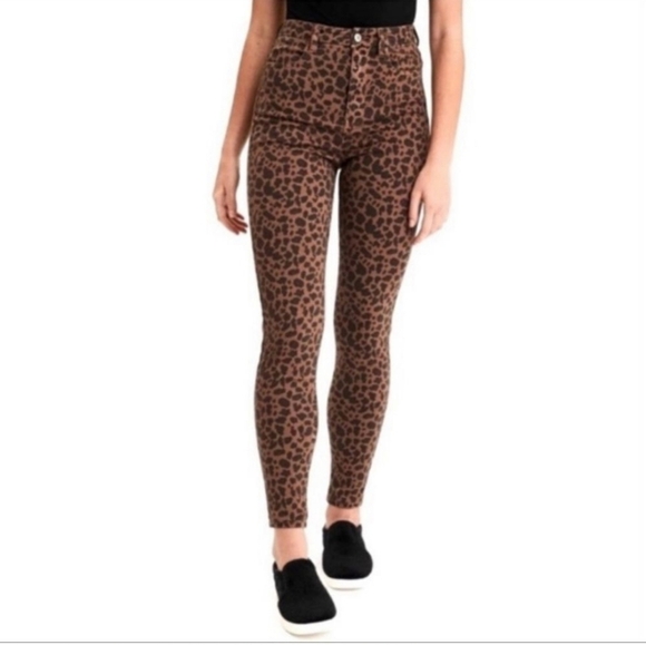 AMERICAN EAGLE SUPER HIGH RISE LEOPARD PRINT JEGGINGS WOMEN'S SIZE 6 - Picture 1 of 8
